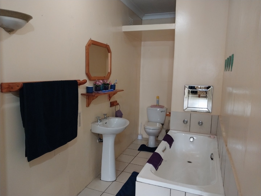 3 Bedroom Property for Sale in Potchefstroom South North West